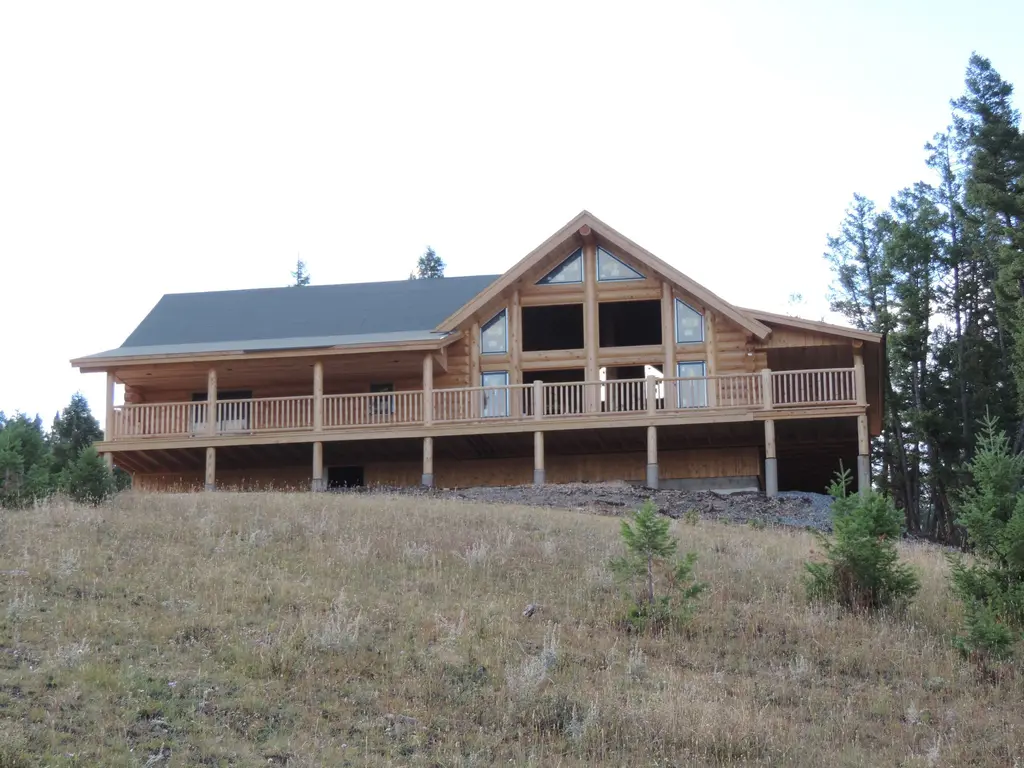 Log home