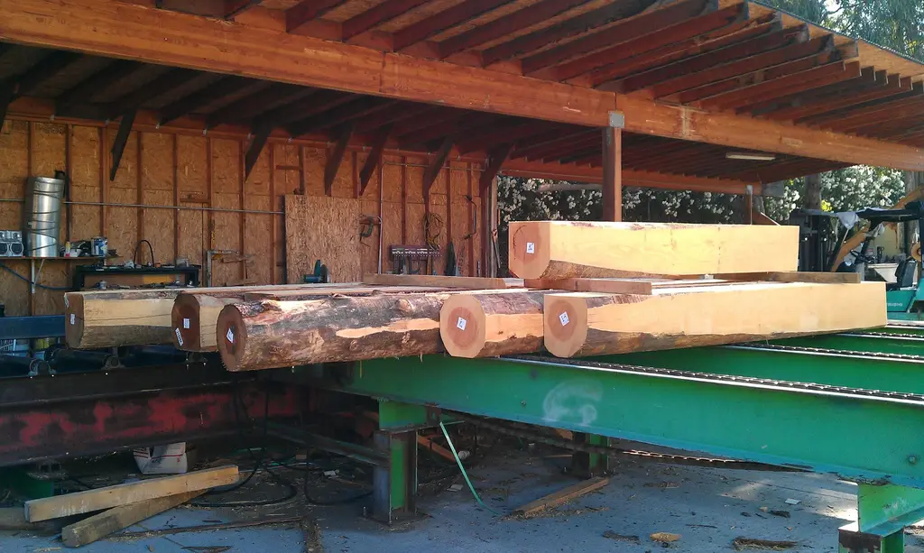 Log home