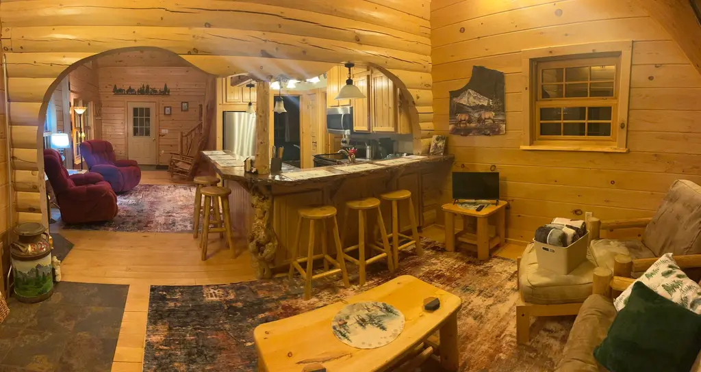 Log home