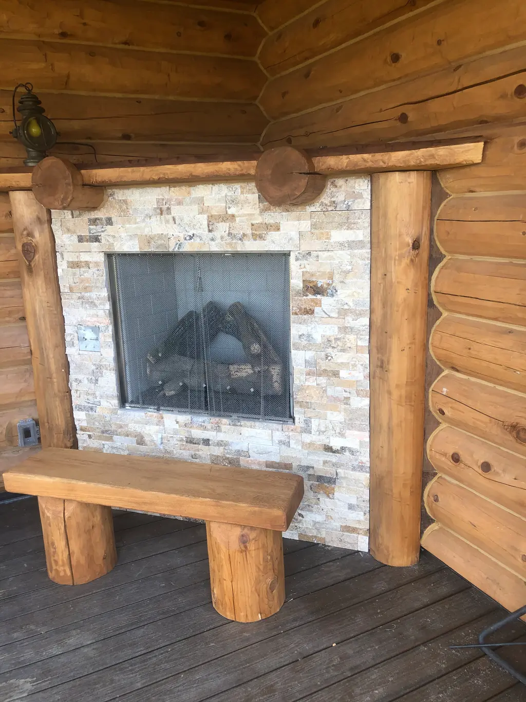 Round Logs
