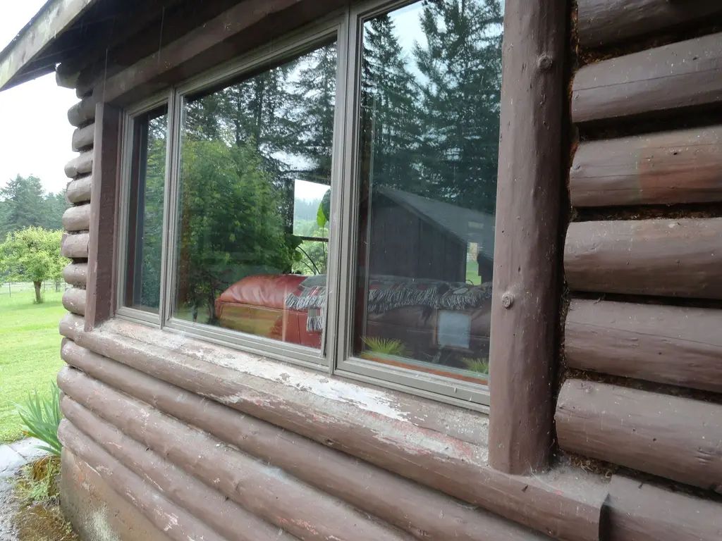 Log home