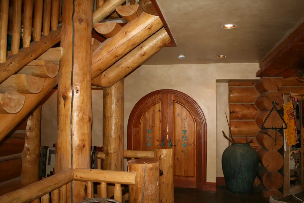 Log home