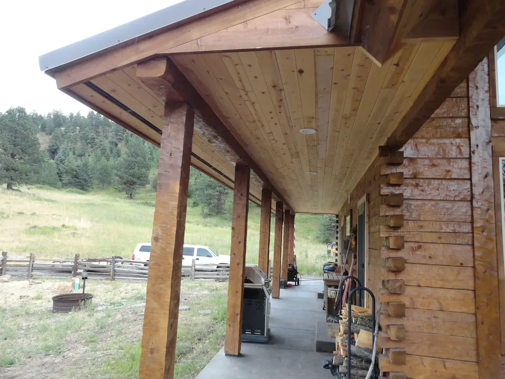 Log home