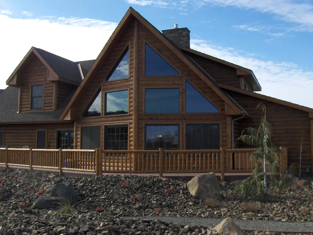 Log home