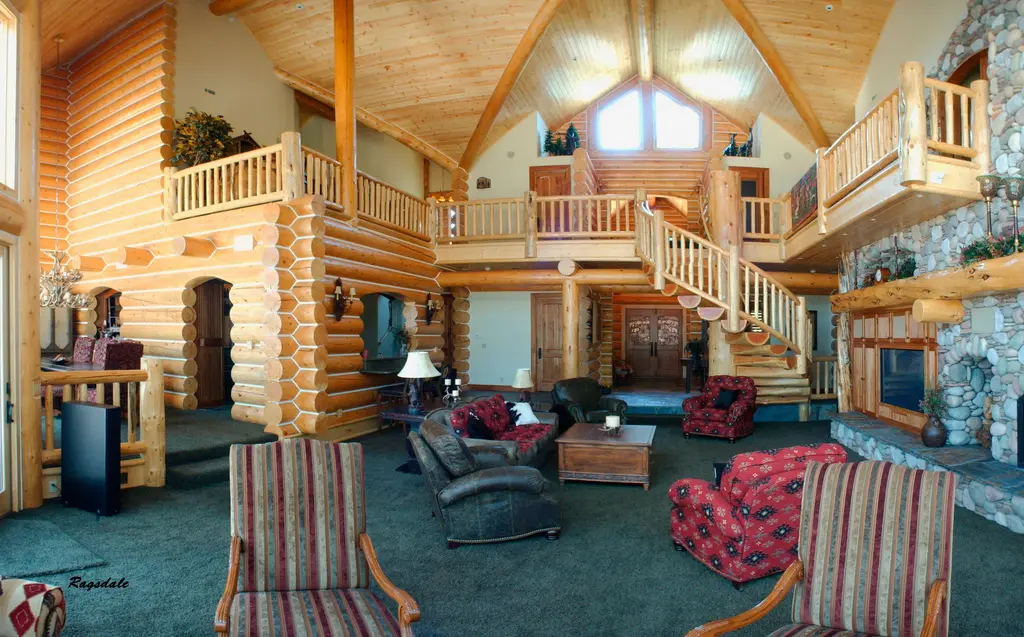 Log home