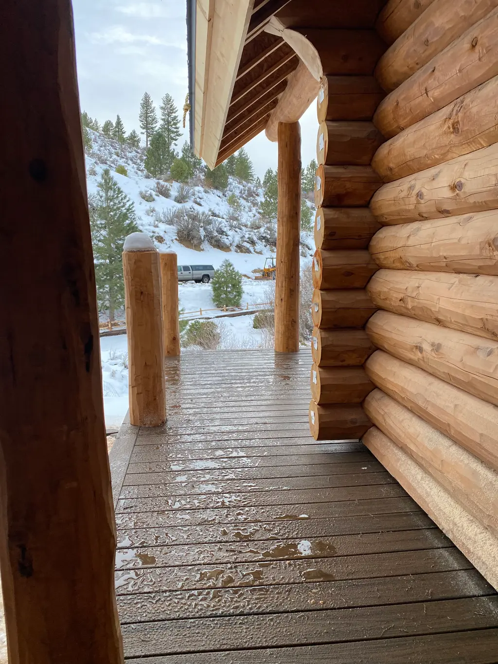 Round Logs