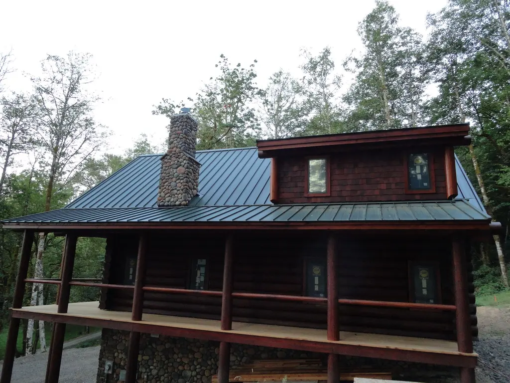 Log home