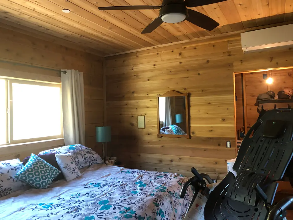 Log home