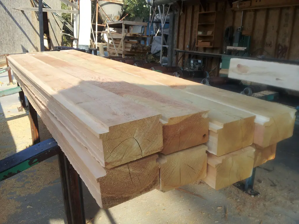 Log home