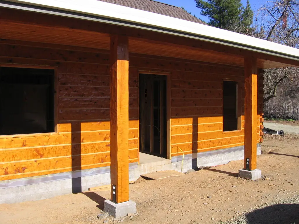 Log home