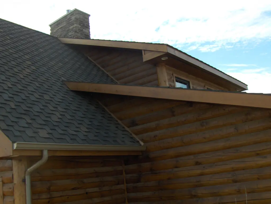 Log home