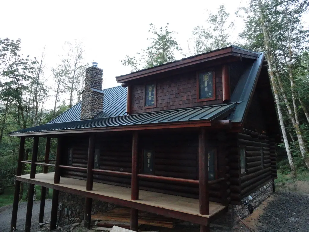 Log home