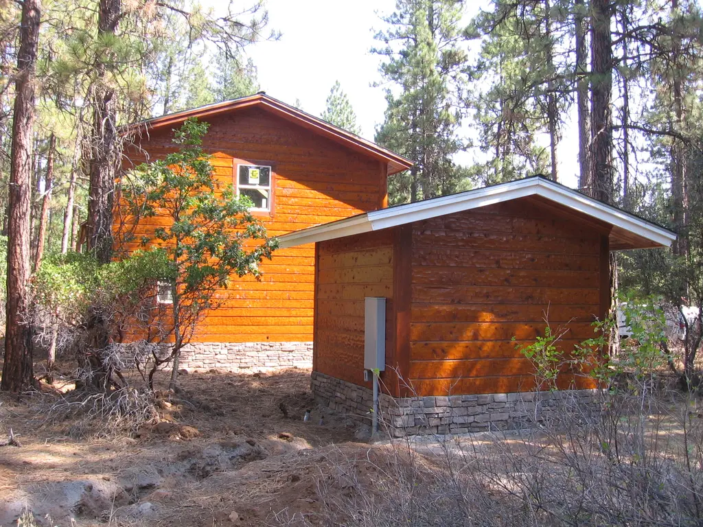 Log home