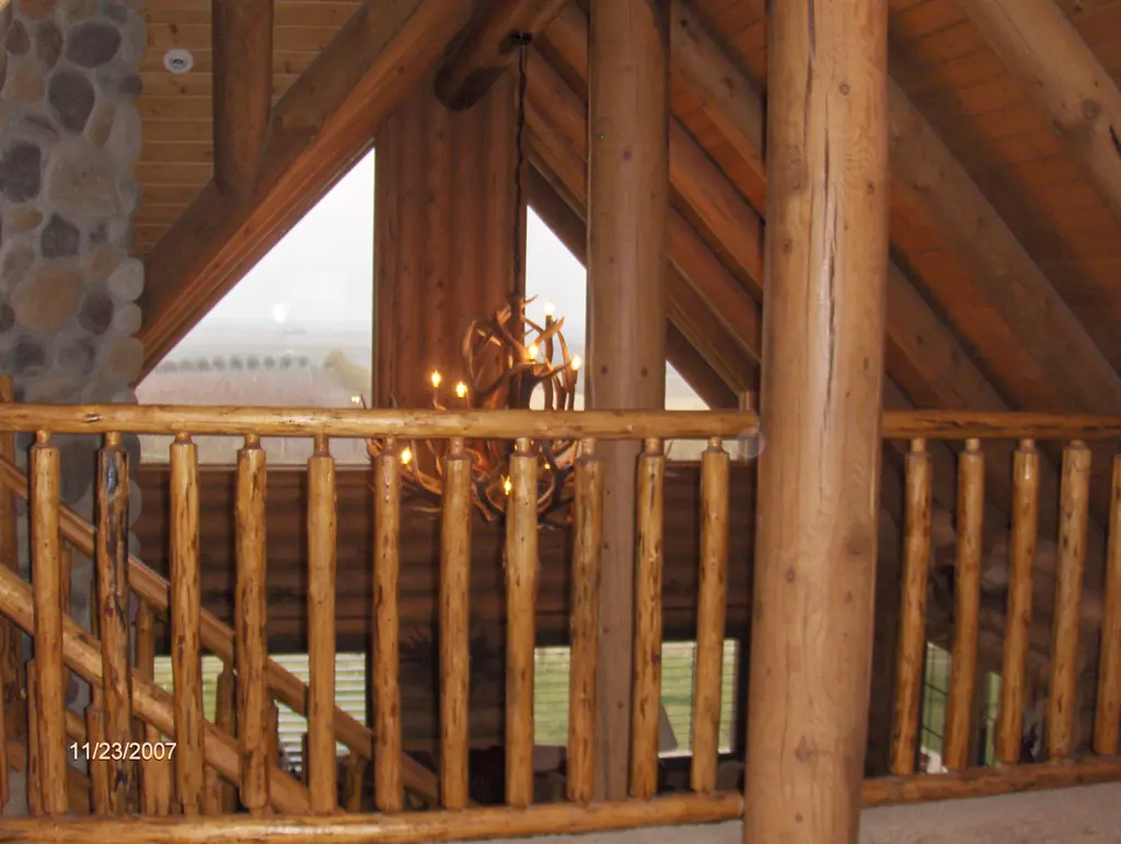Log home