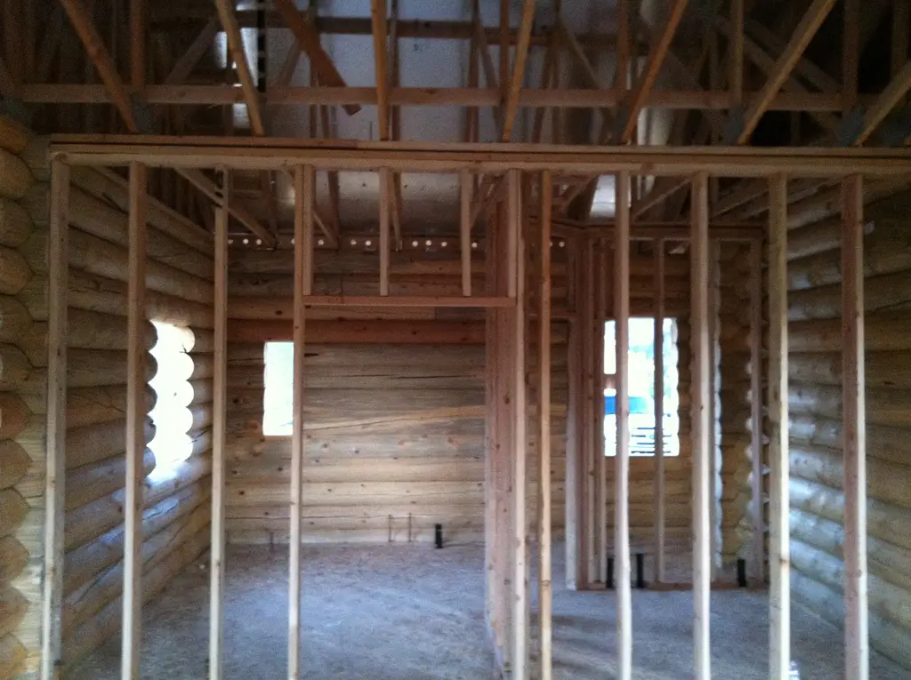 Log home