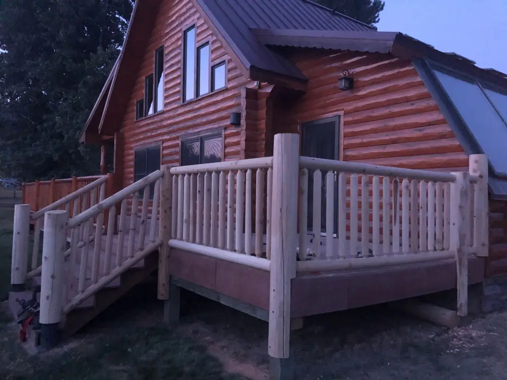 Log home