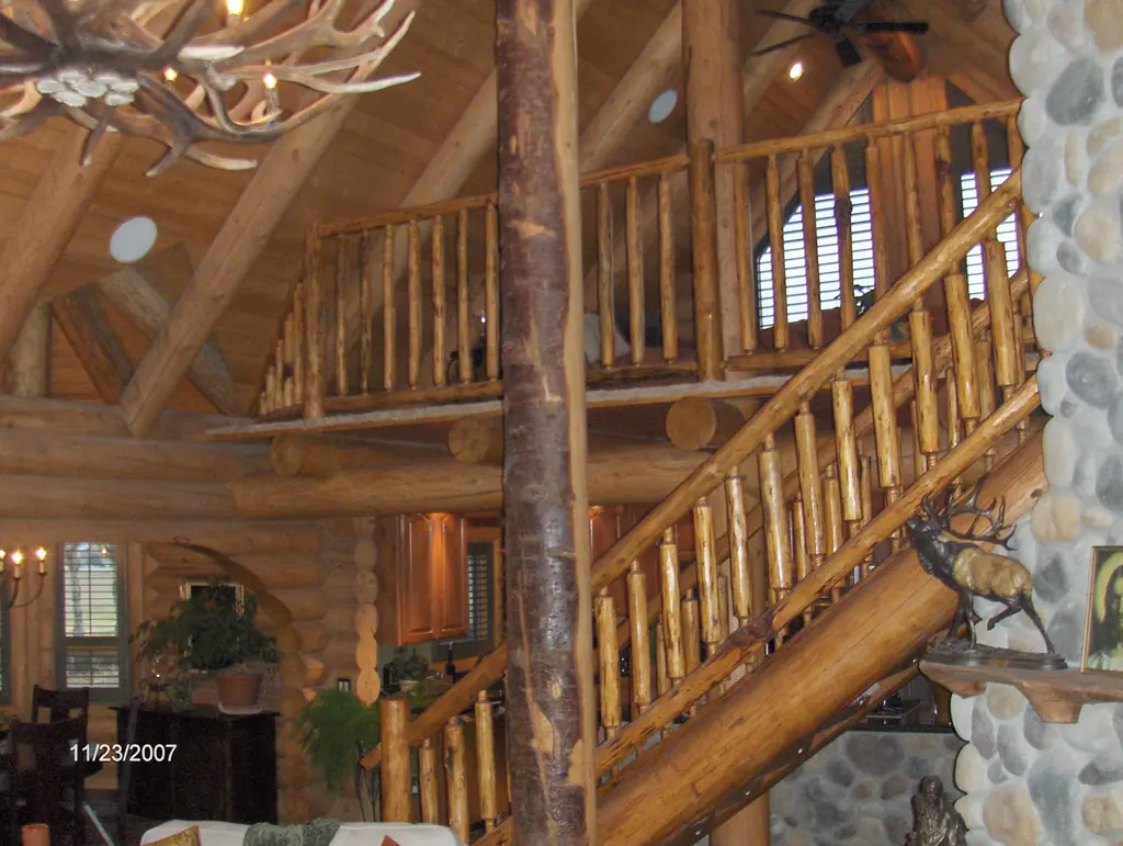 Log home