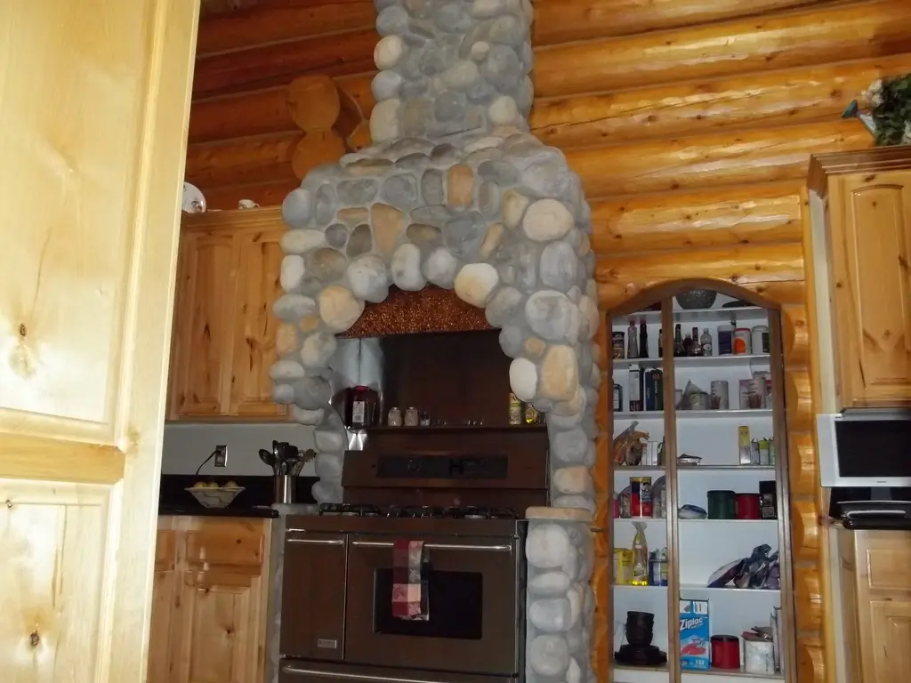 Log home