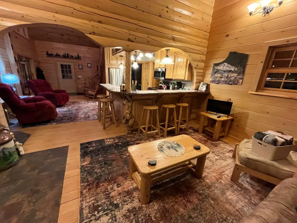 Log home