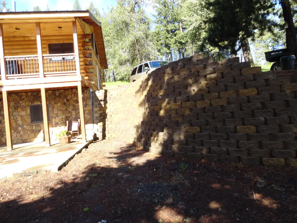 Log home