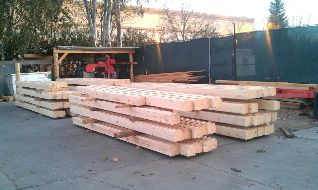 Log home
