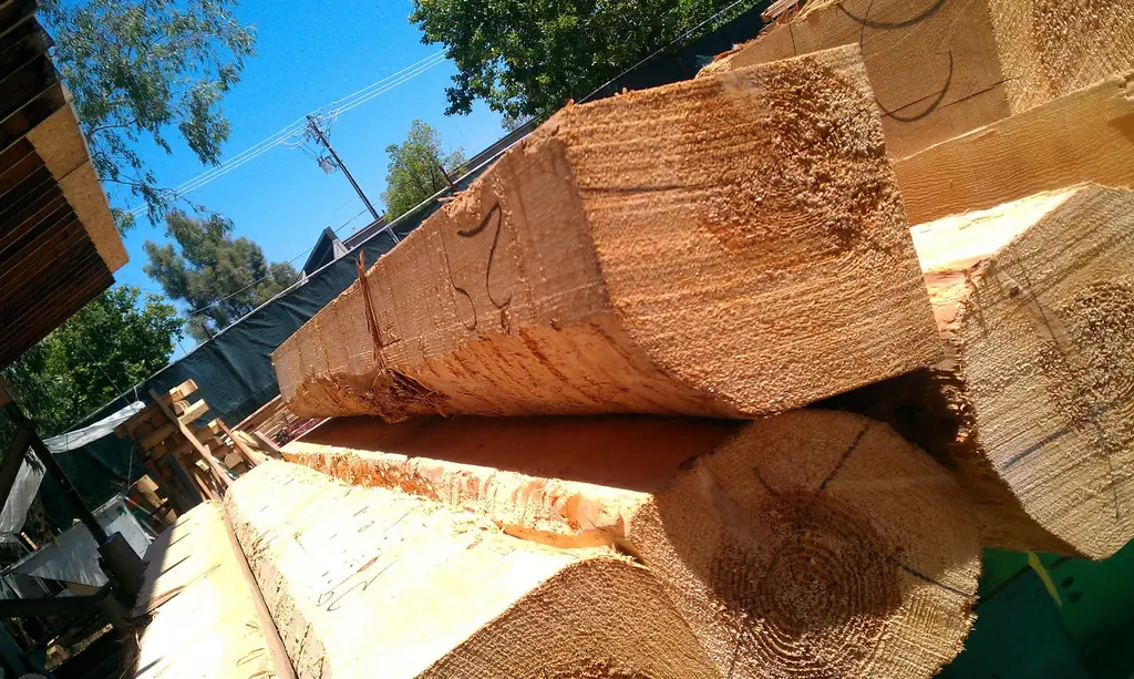 Log home