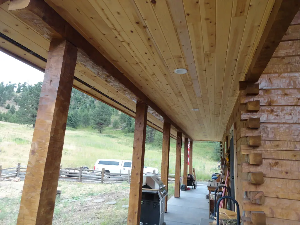 Log home