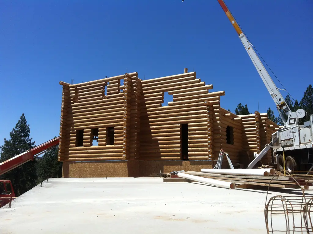 Log home