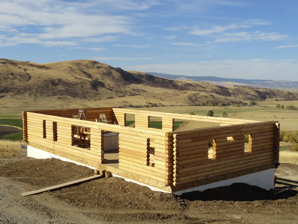 Log home