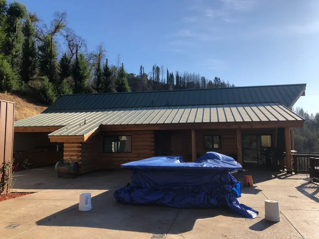 Log home