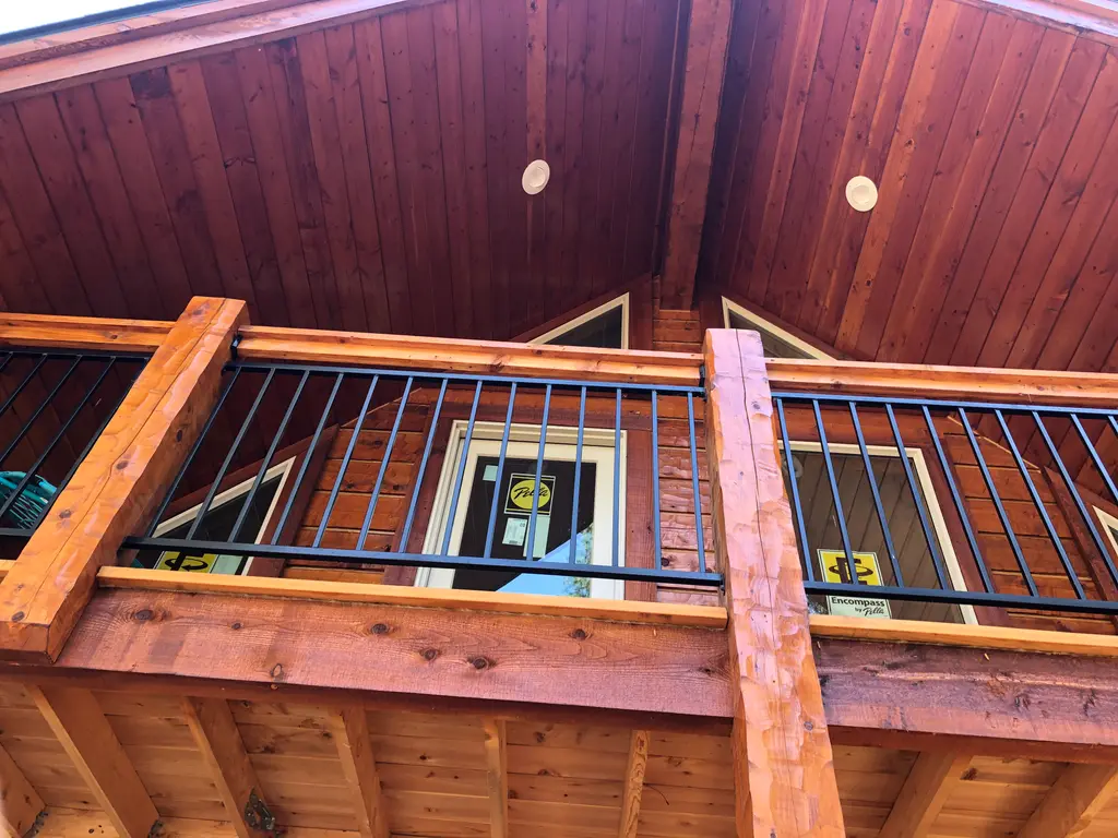 Log home