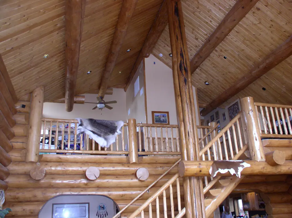 Log home