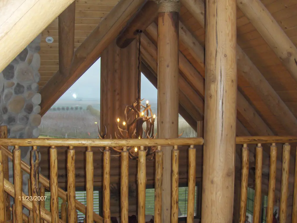 Log home