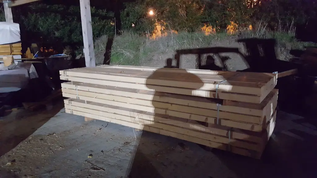 Log home