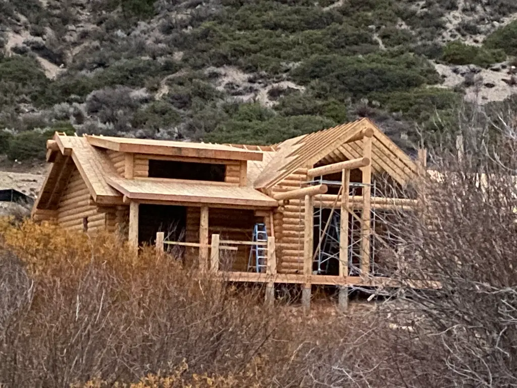 Round Logs