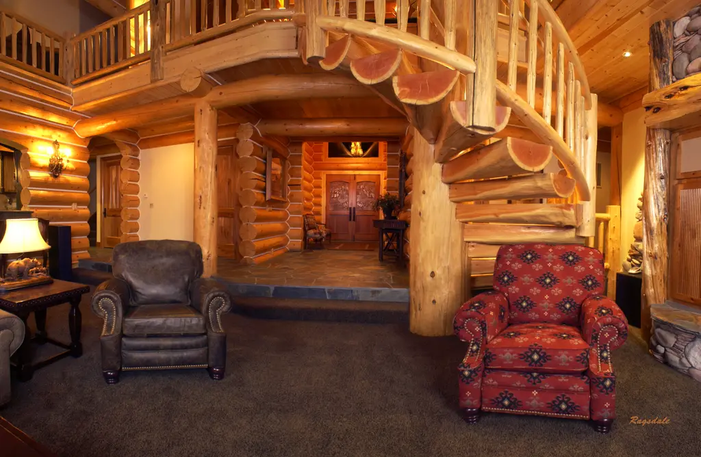 Log home