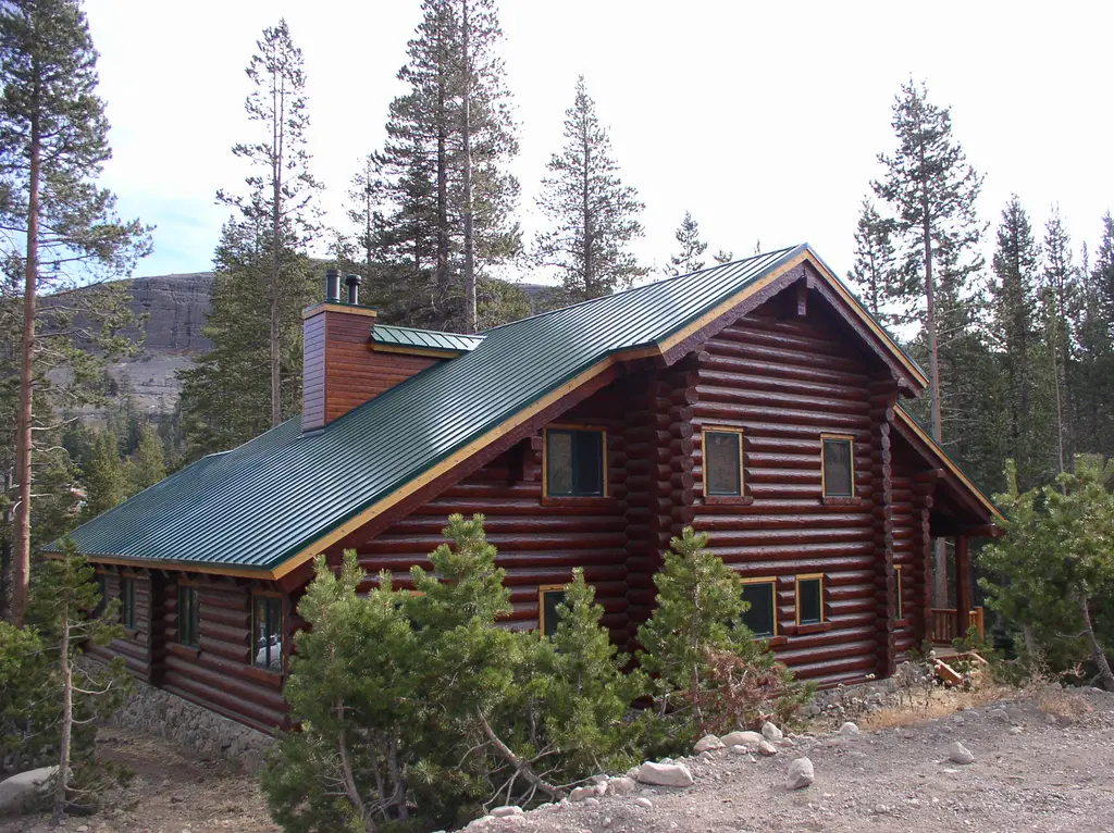 Log home