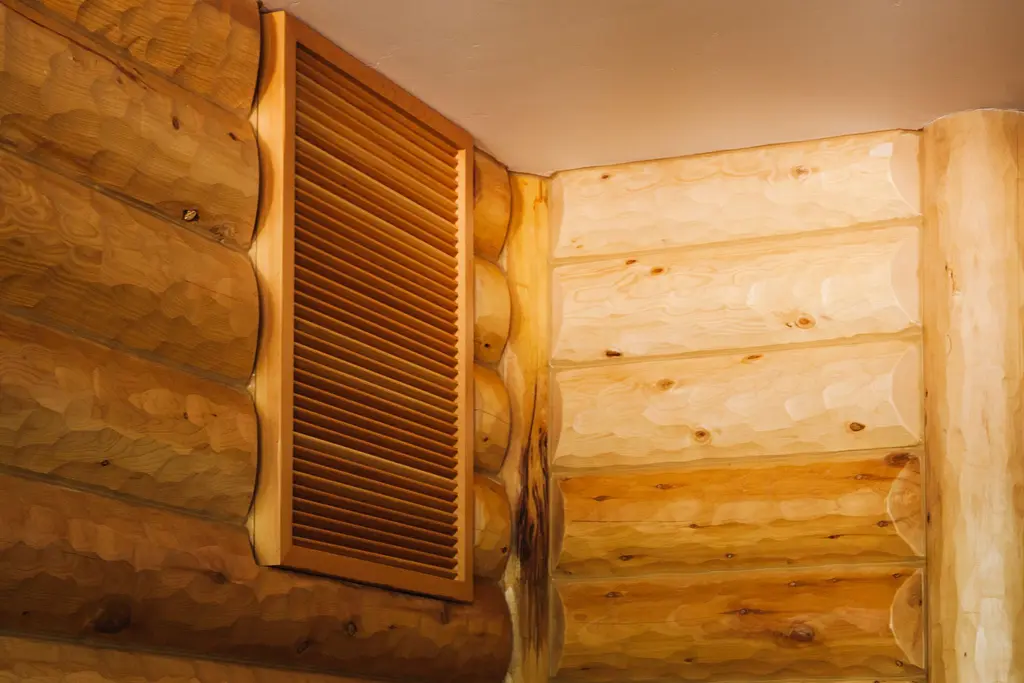 Log home