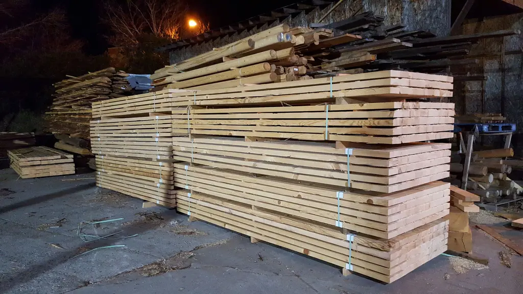 Log home
