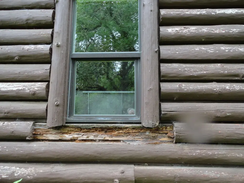 Log home