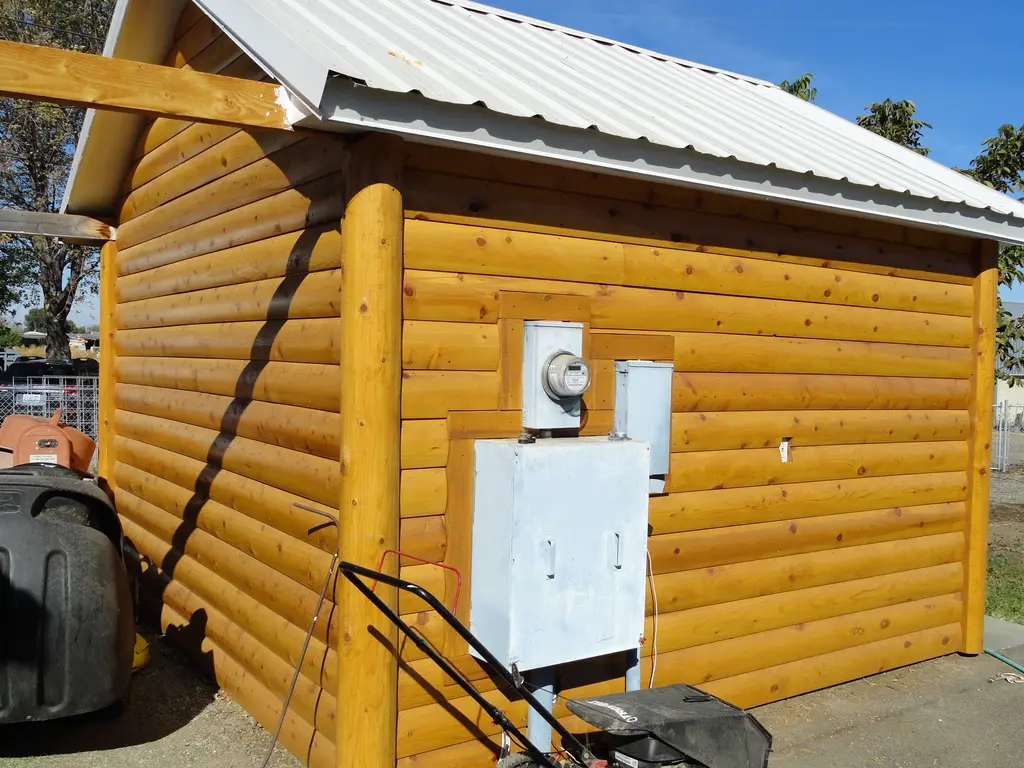 Log home