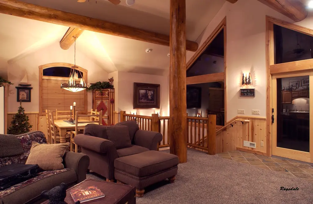 Log home