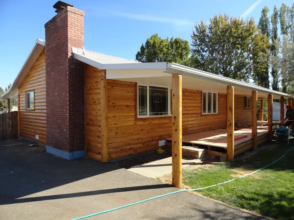 Log home