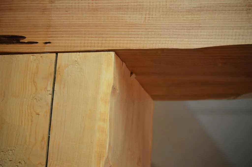 Log home