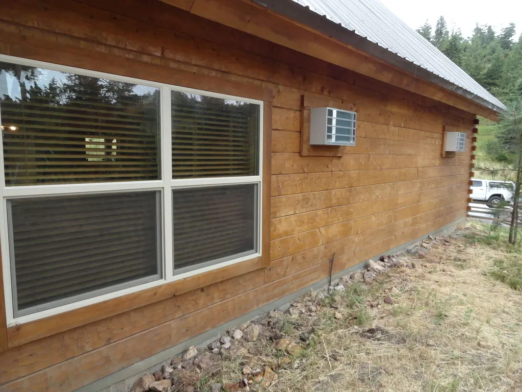 Log home