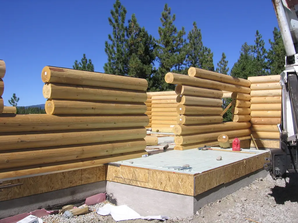 Log home