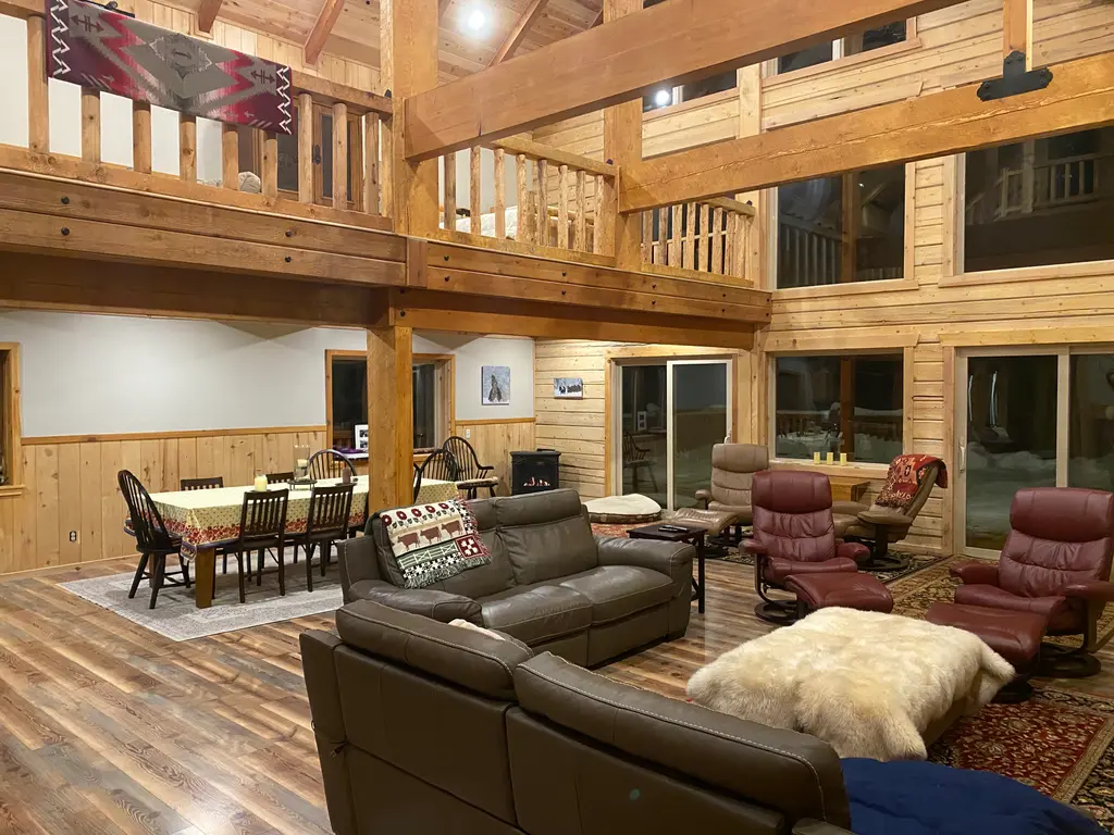 Log home