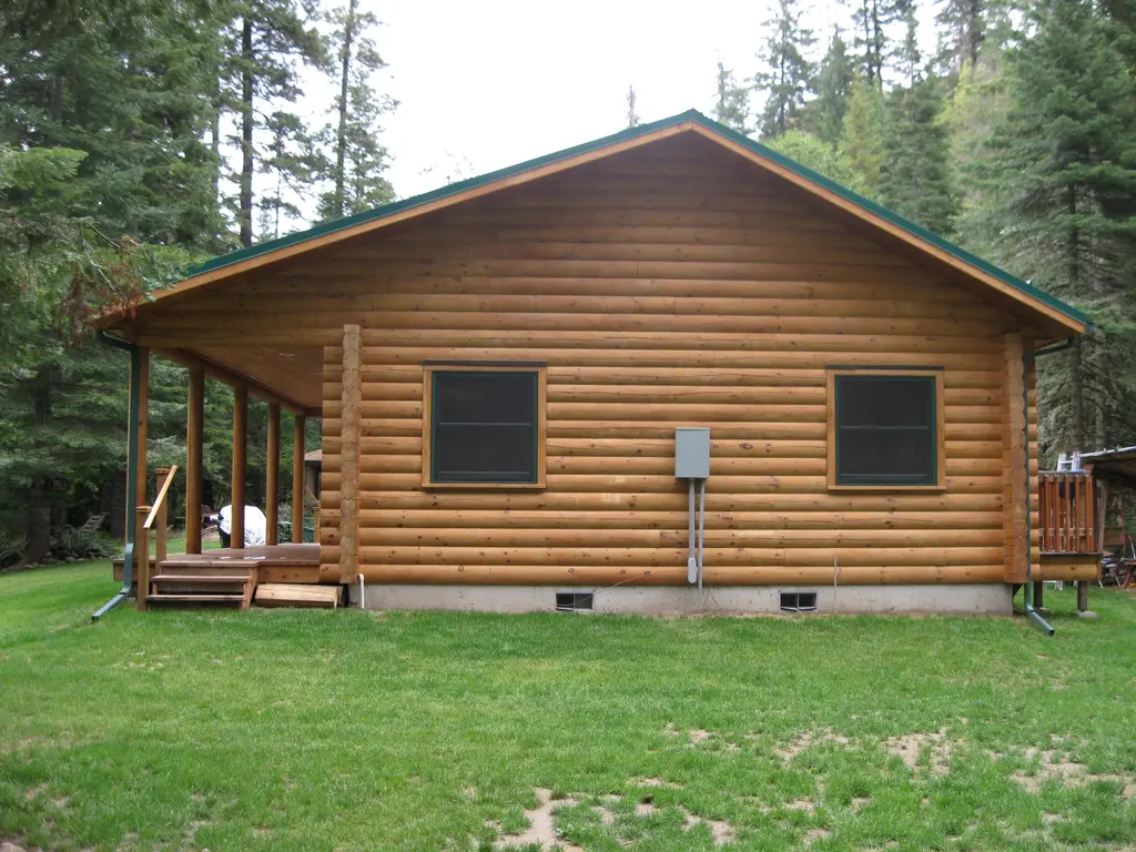 Log home