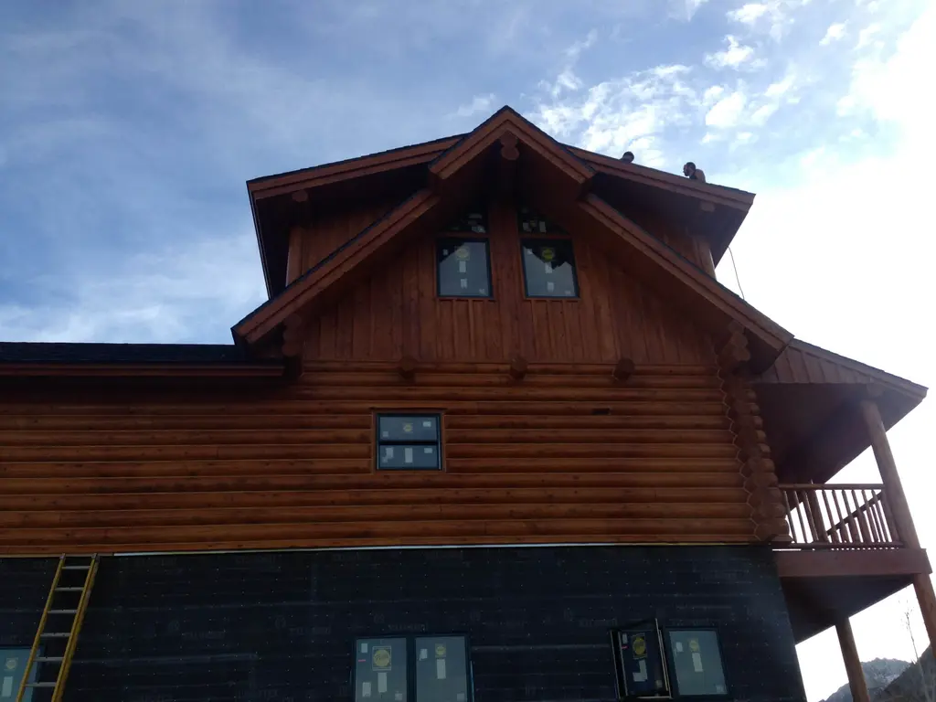 Log home