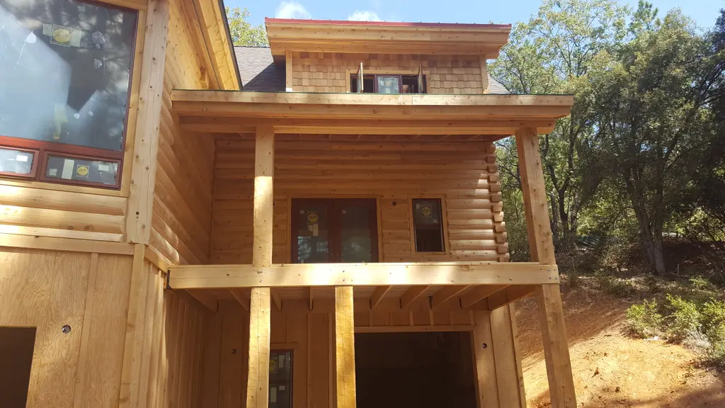 Log home